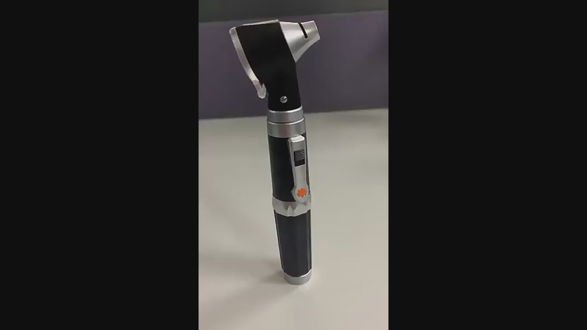 Load video: Mediwares Portable Ear Otoscope