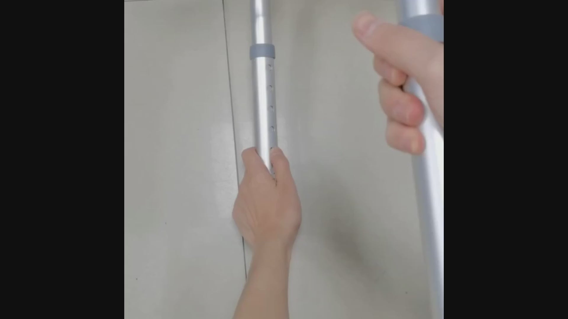 Load video: Adjustable Non-Slip Shower Stool